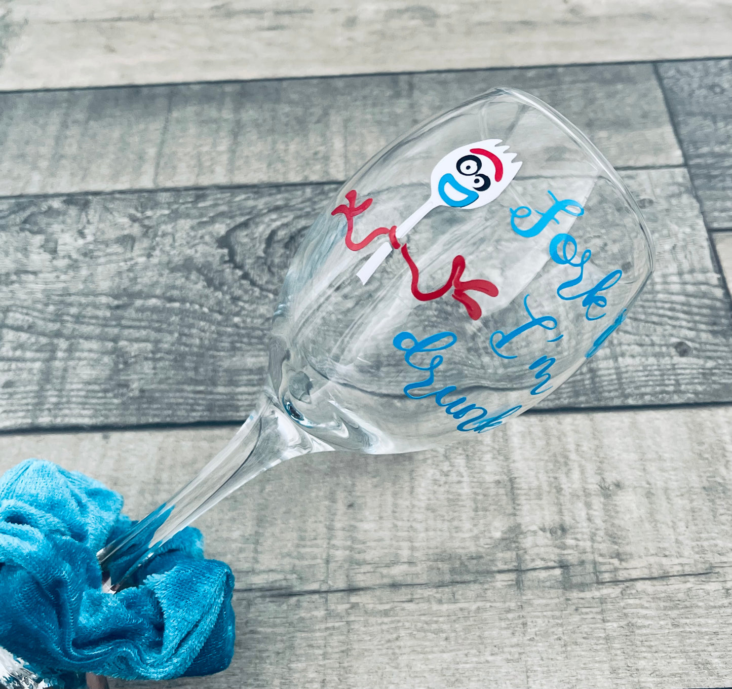 Forky wine or gin glass