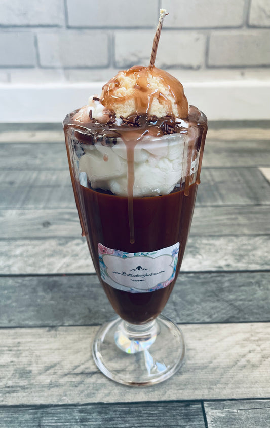 Chocolate fudge sundae candle